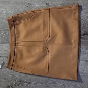 Tan skirt with pockets